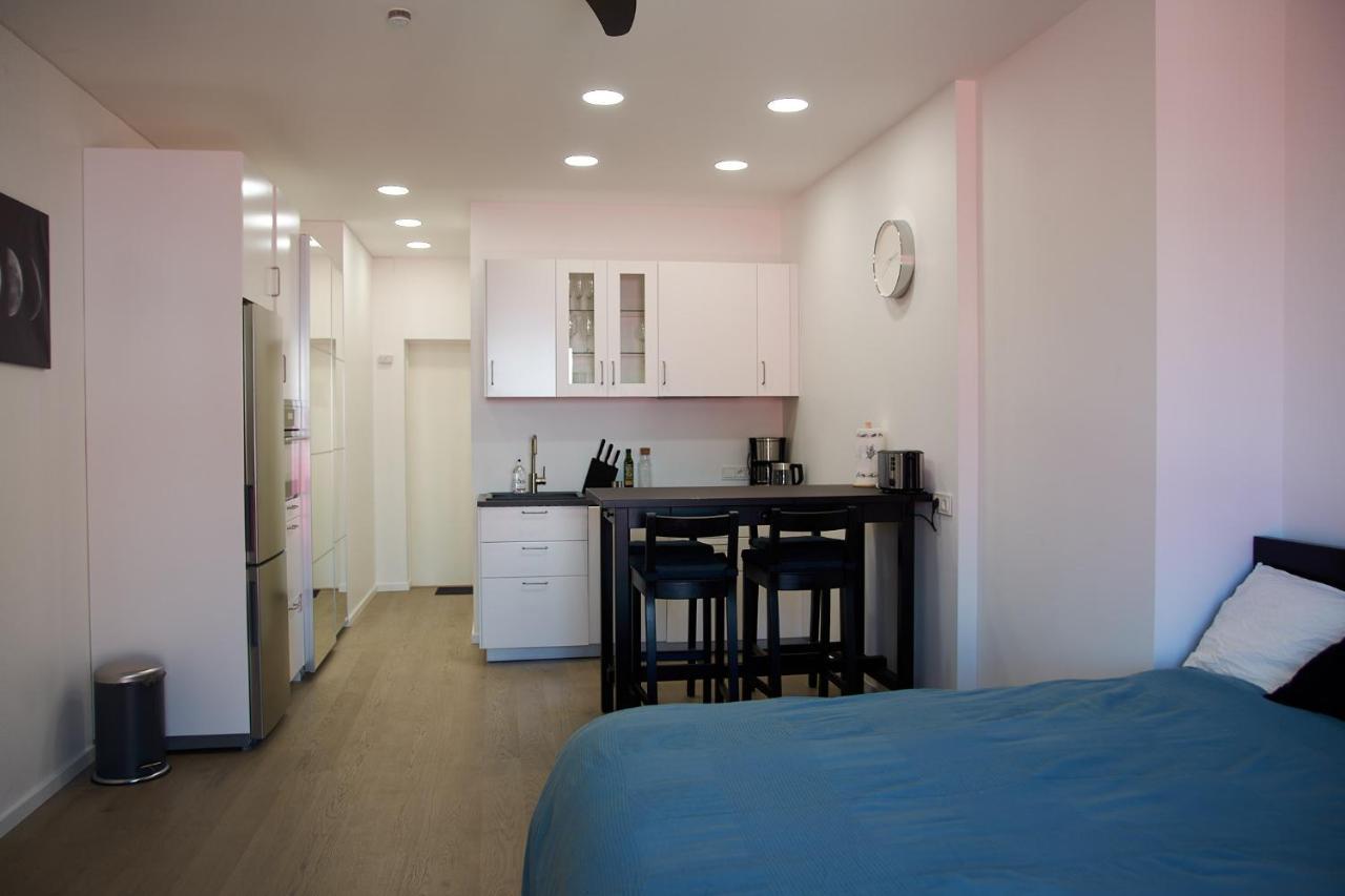 Studio Apartment In The Heart Of Riga Old Town Exterior foto